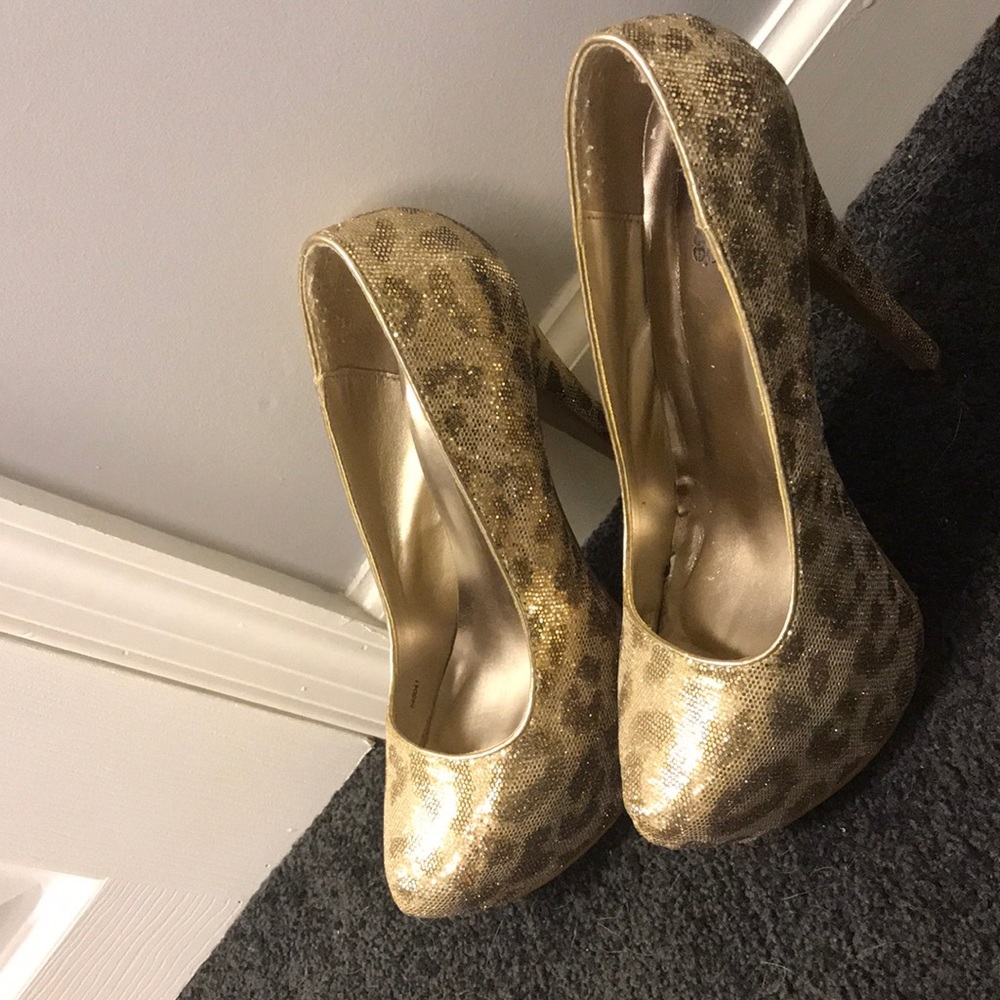 Cheetah print sparkly heels